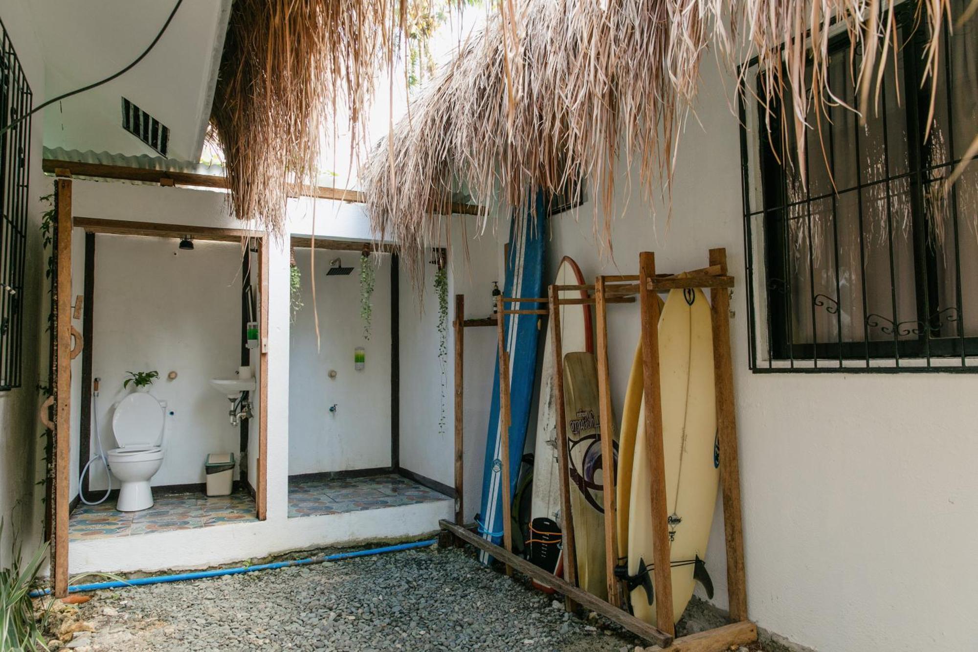 Ozen Freediving Hostel General Luna  Exterior foto